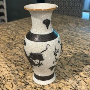 Antique Chinese Nanking 10” Crackle Glazed Porcelain Vase with Raised Dragons